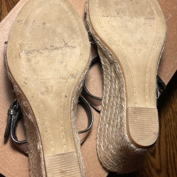 Burberry Wedge Sandal - Picture 5 of 8